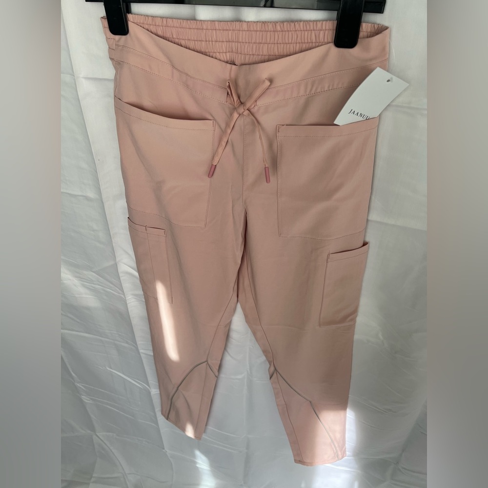 Jaanuu scrub pants size small